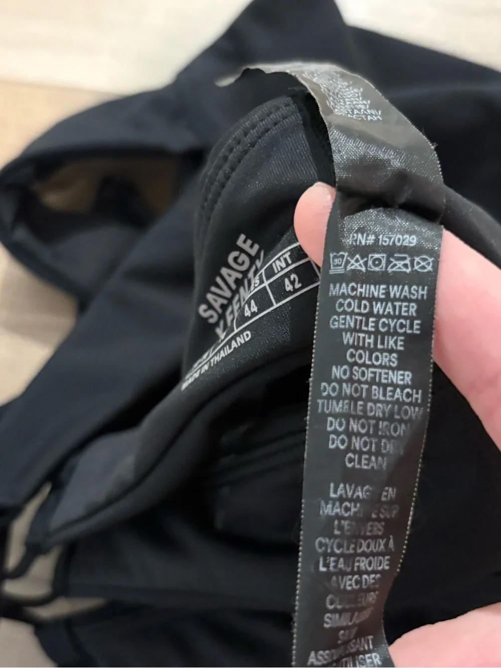 Savage X Fenty Sport Cutout Strappy Back Sports Bra black size XL